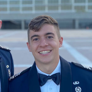 Meet your Posher, Evan